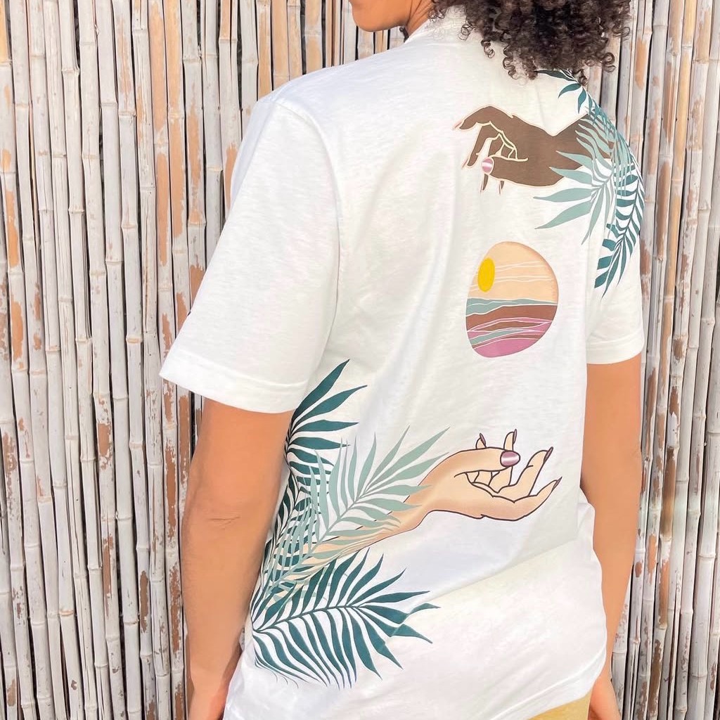 Fabletics Mkoby White Artistic Short Sleeve Tee